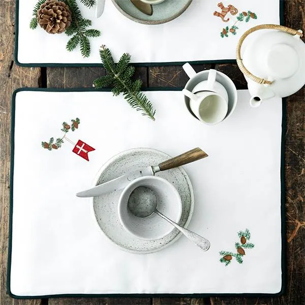 Langkilde & Søn - Julebrikke med flagg - 38 x 50 cm.